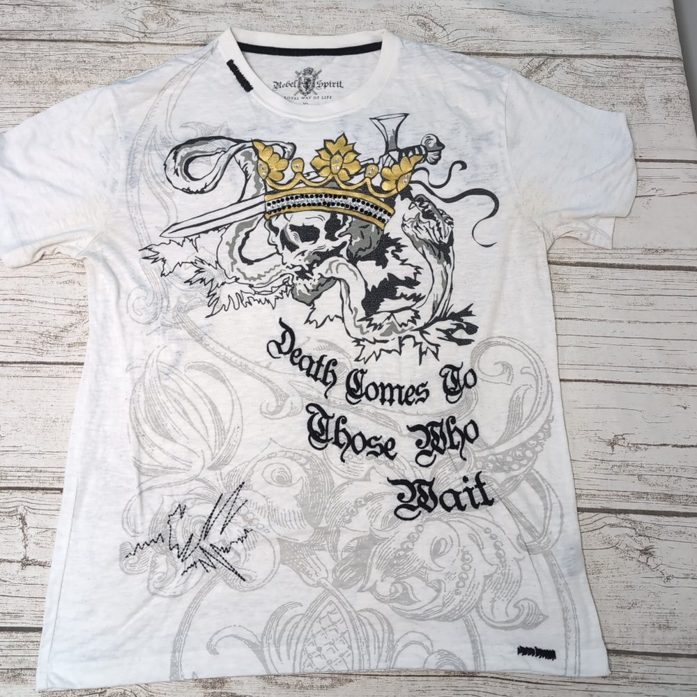 Rebel Spirit White Y2K Skull Crown Embroidered Shirt Size XL